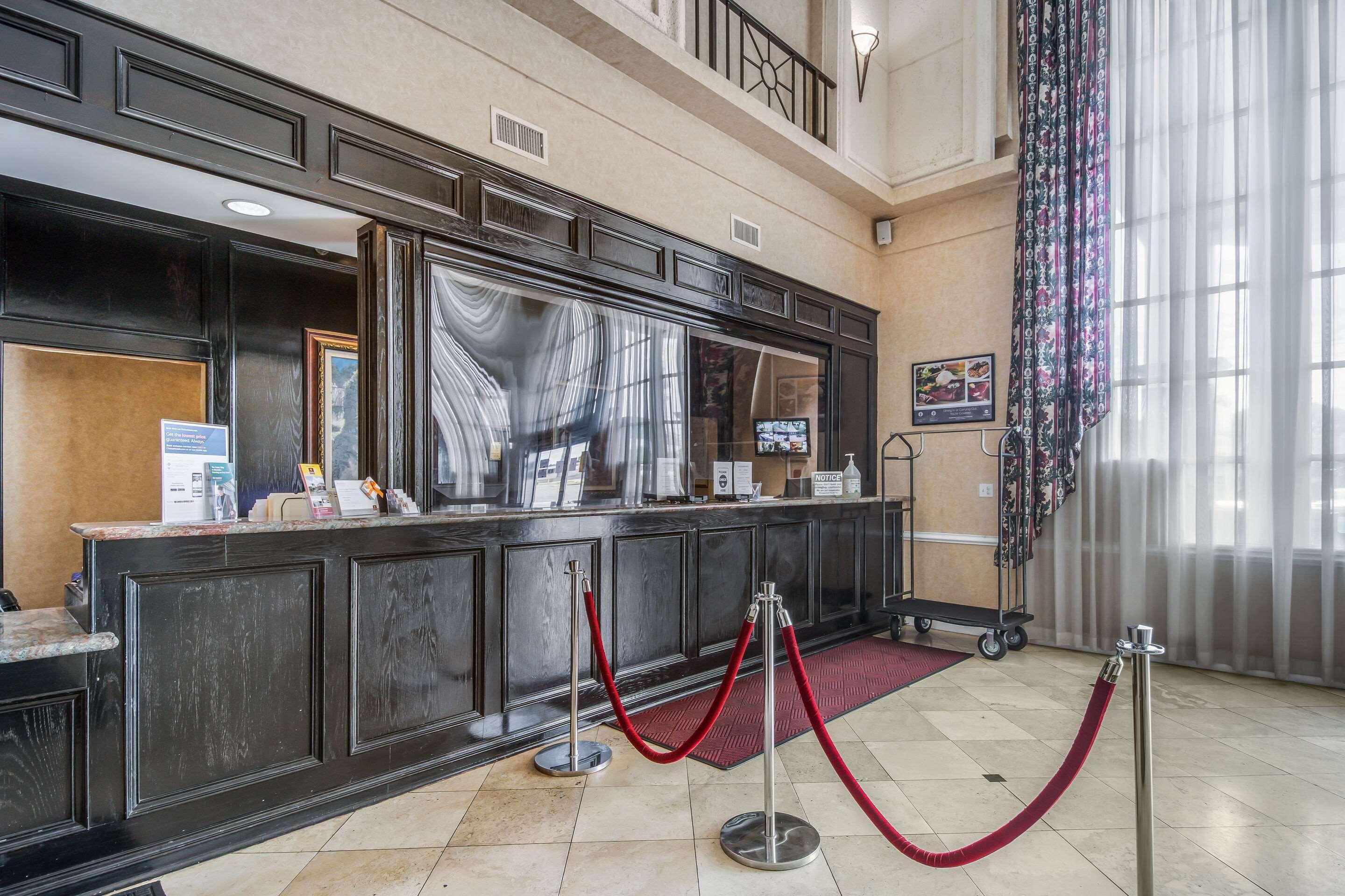Clarion Inn & Suites Central Clearwater Beach Kültér fotó