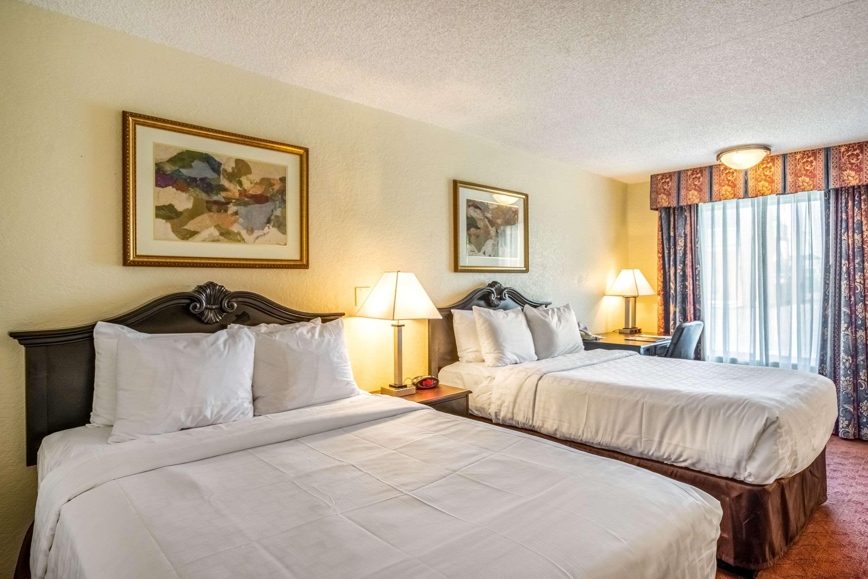 Clarion Inn & Suites Central Clearwater Beach Kültér fotó