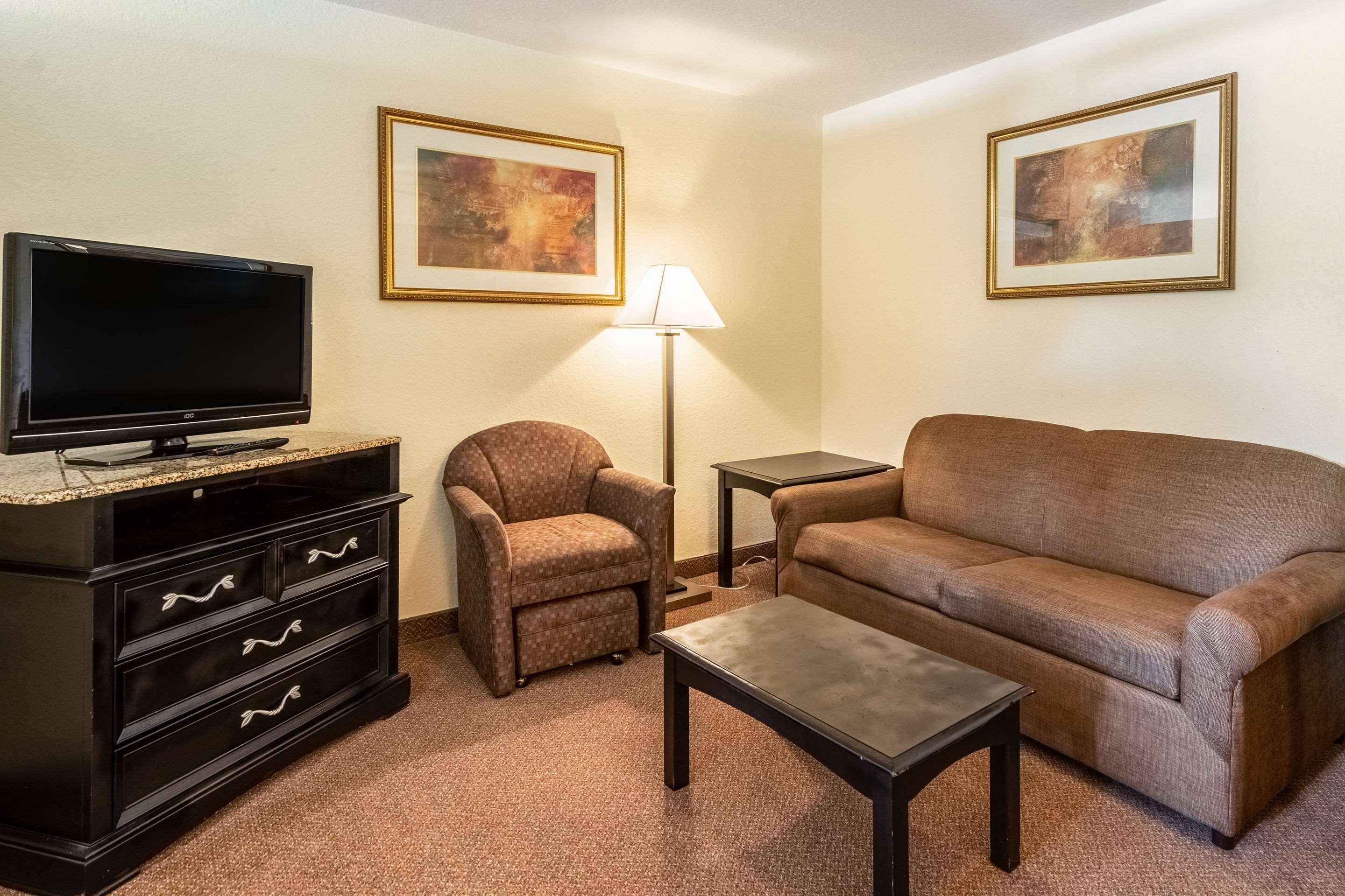 Clarion Inn & Suites Central Clearwater Beach Kültér fotó