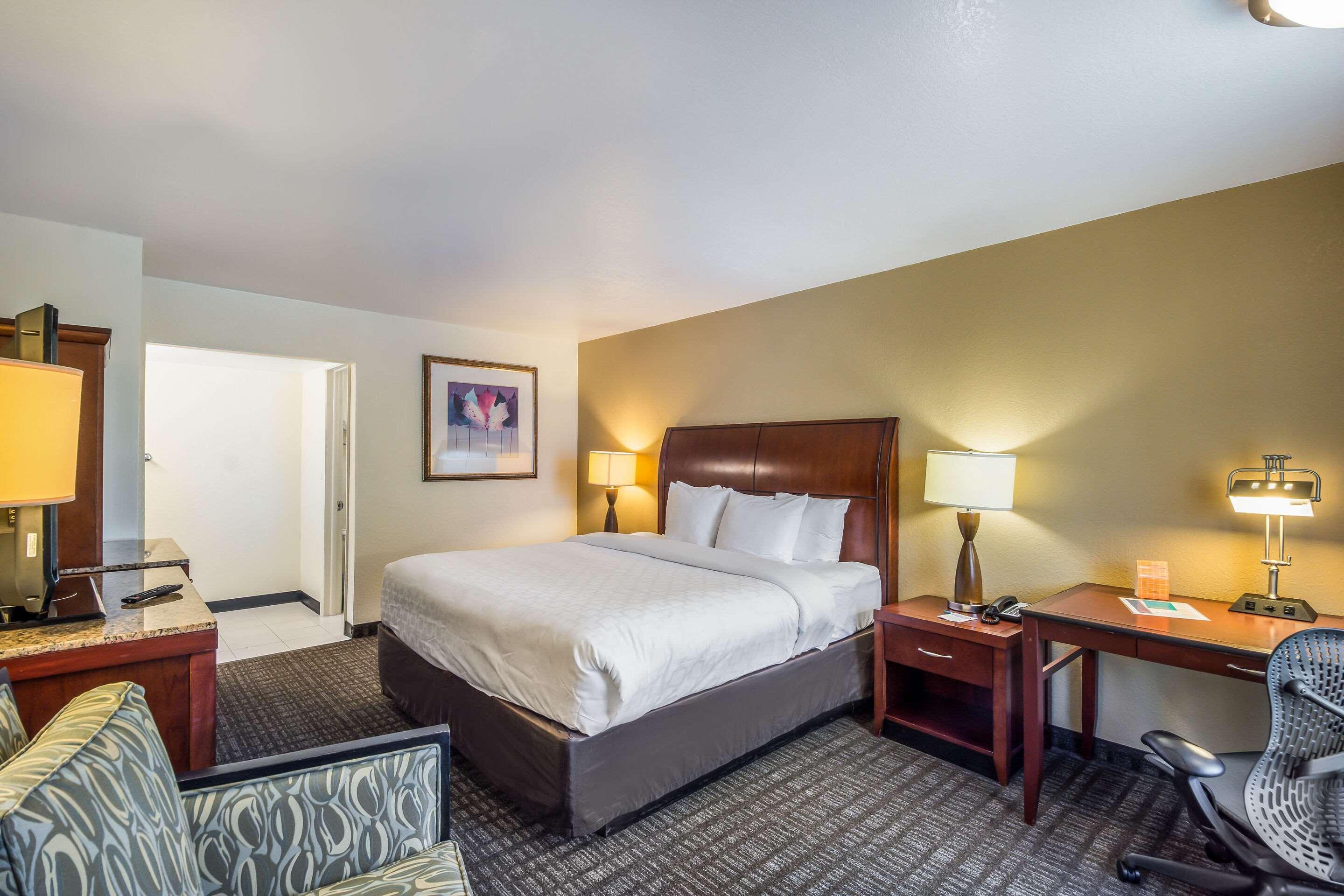 Clarion Inn & Suites Central Clearwater Beach Kültér fotó
