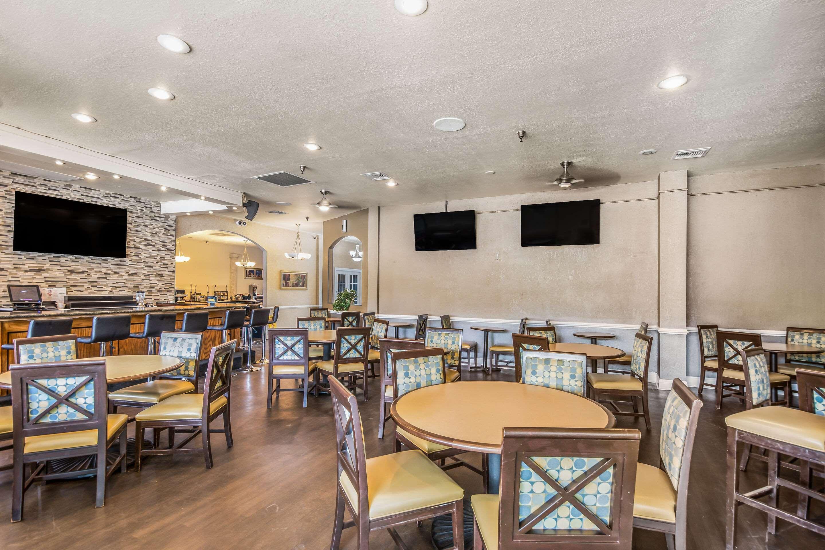 Clarion Inn & Suites Central Clearwater Beach Kültér fotó