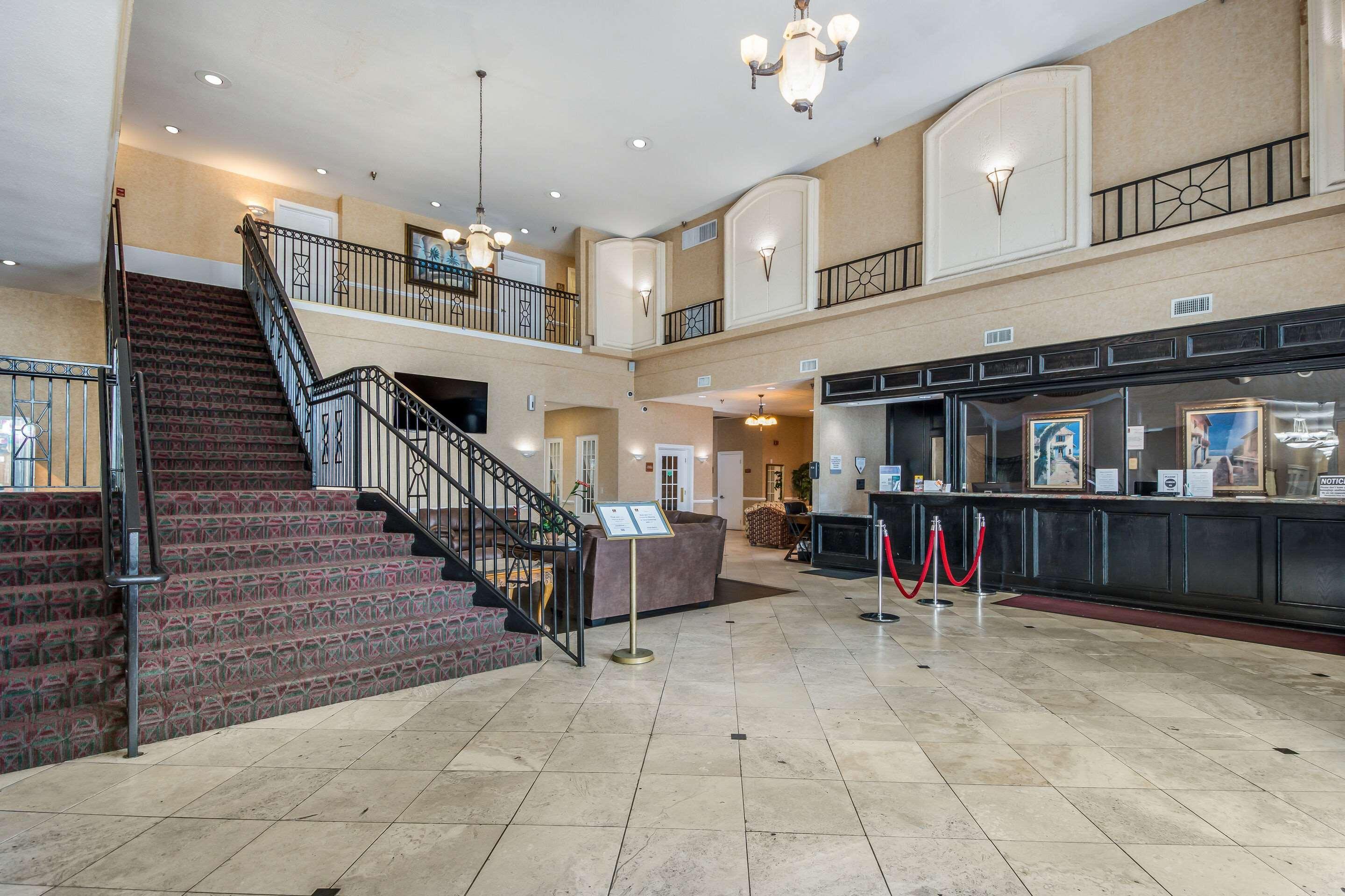 Clarion Inn & Suites Central Clearwater Beach Kültér fotó