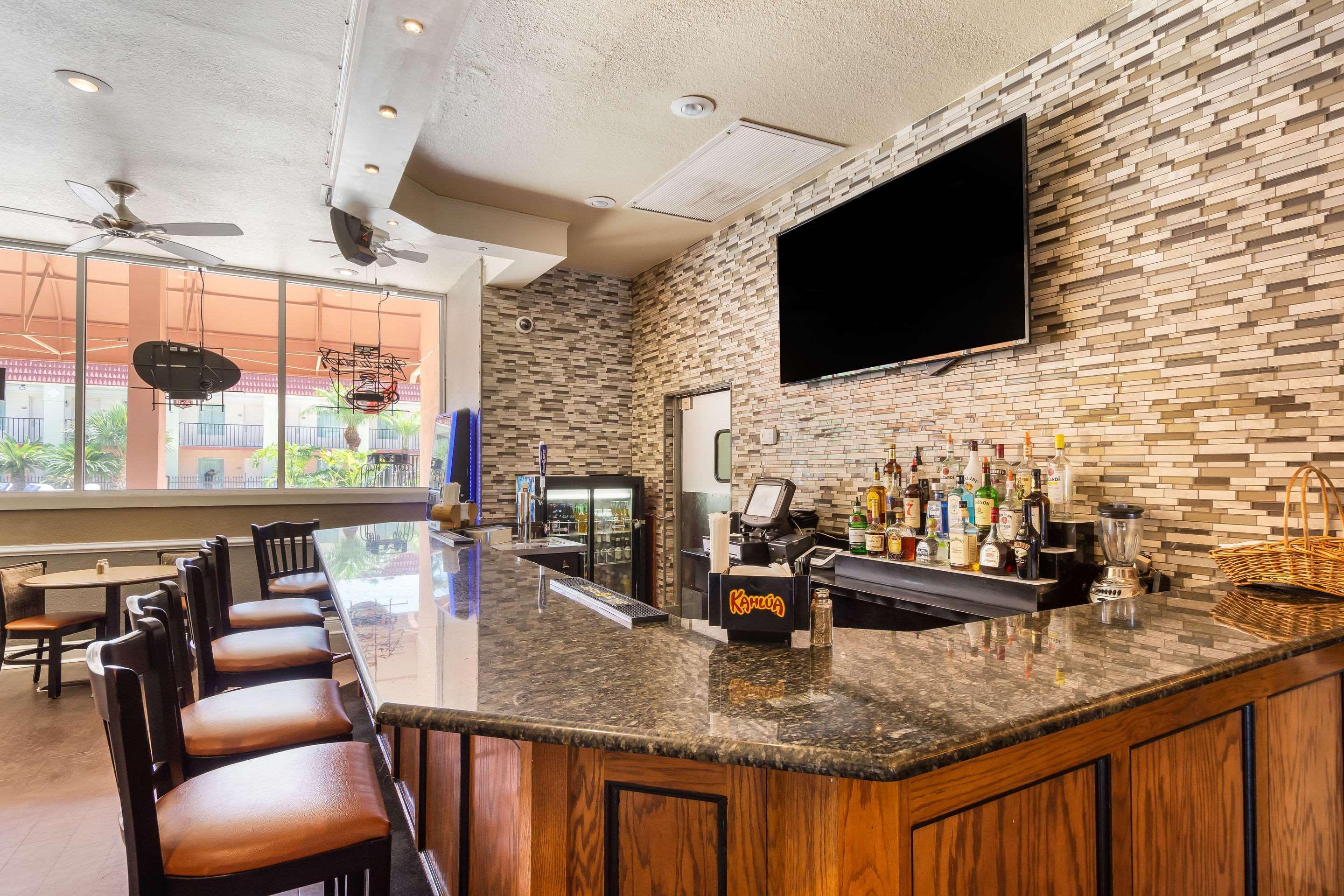 Clarion Inn & Suites Central Clearwater Beach Kültér fotó