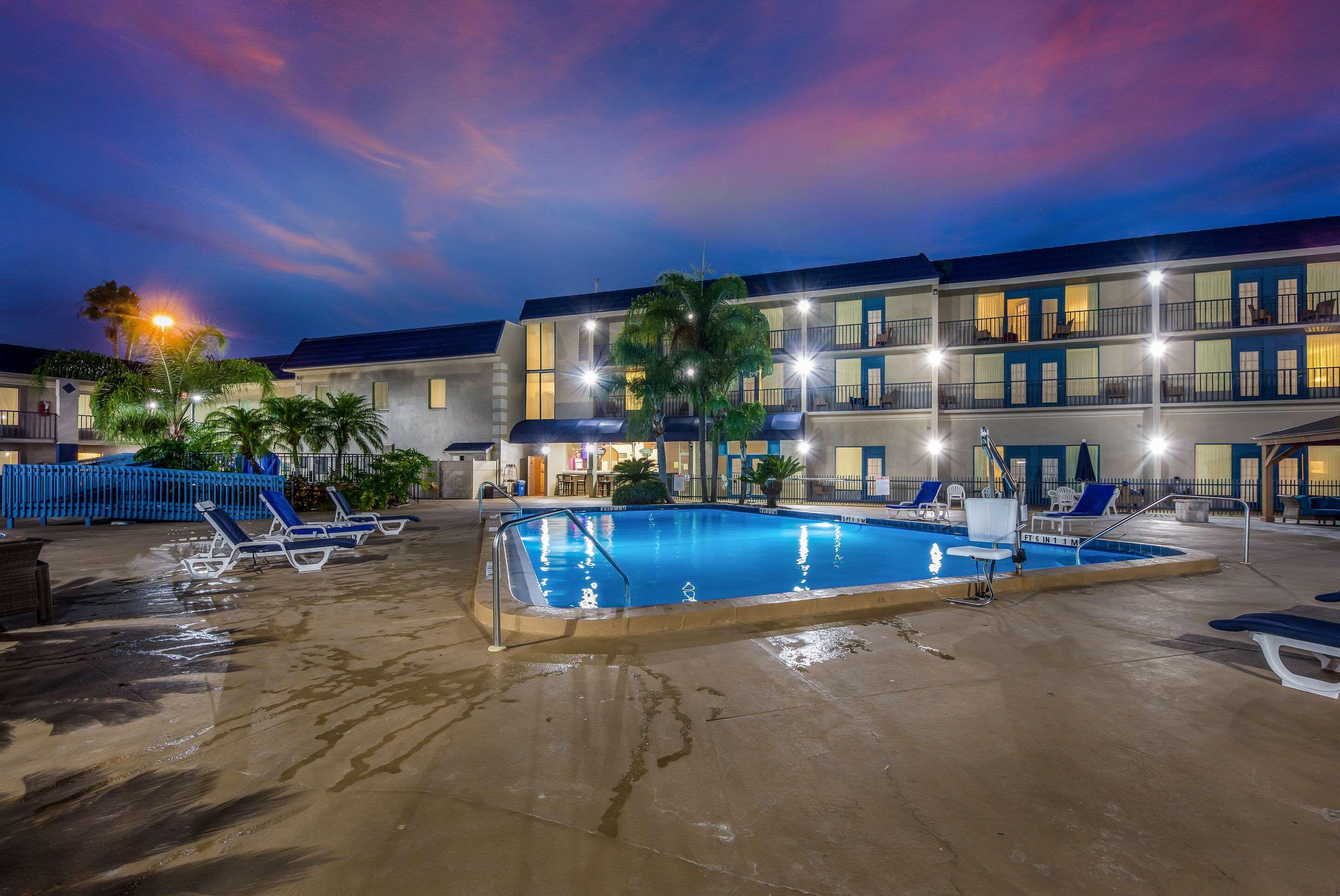 Clarion Inn & Suites Central Clearwater Beach Kültér fotó