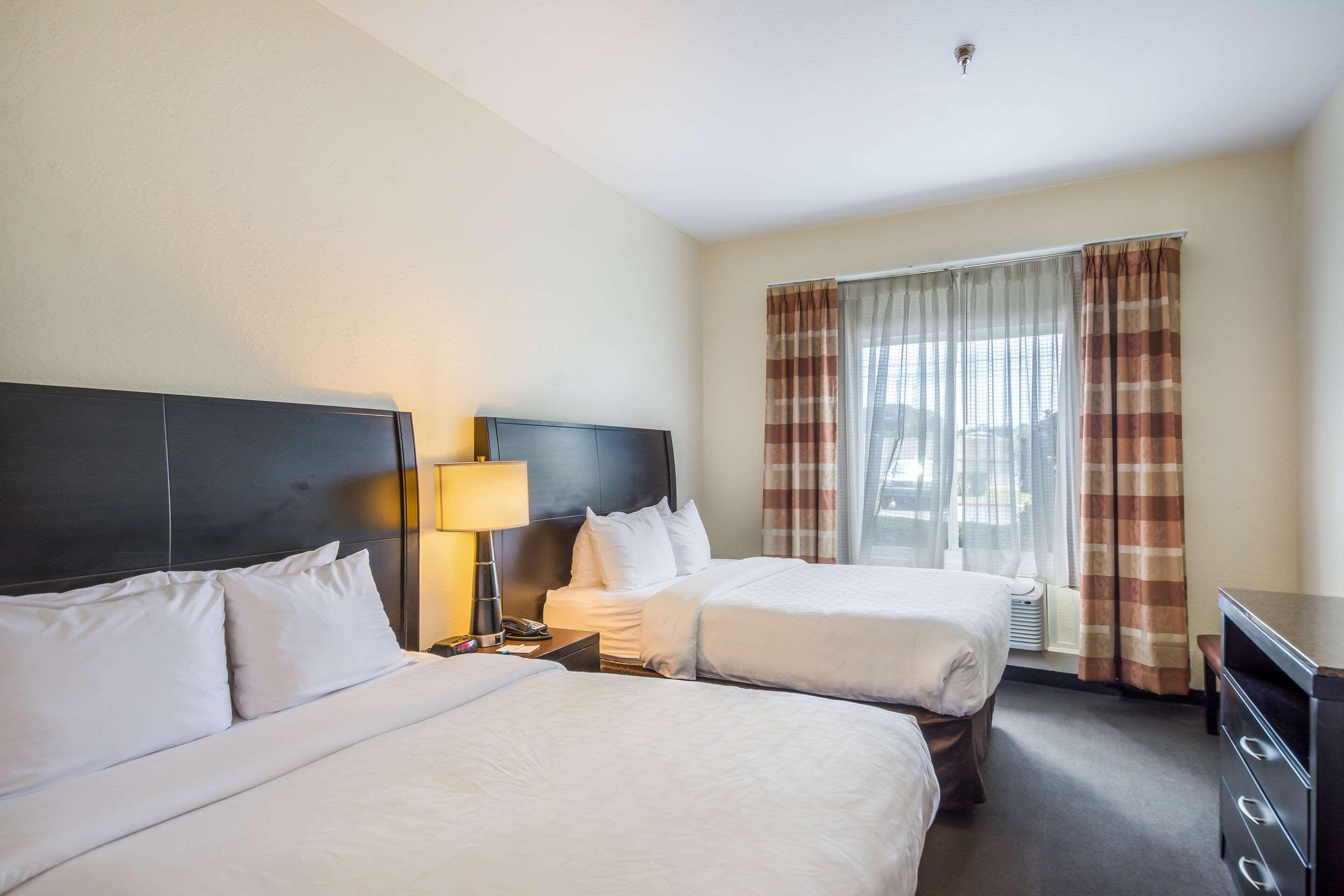 Clarion Inn & Suites Central Clearwater Beach Kültér fotó
